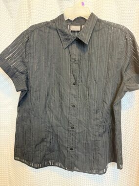 Chico's Black Short-Sleeve Button Front Blouse